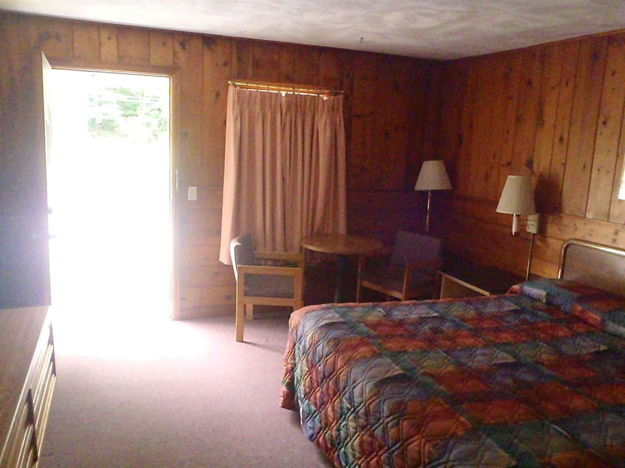 Heart Of The Berkshires Motel Pittsfield Dış mekan fotoğraf