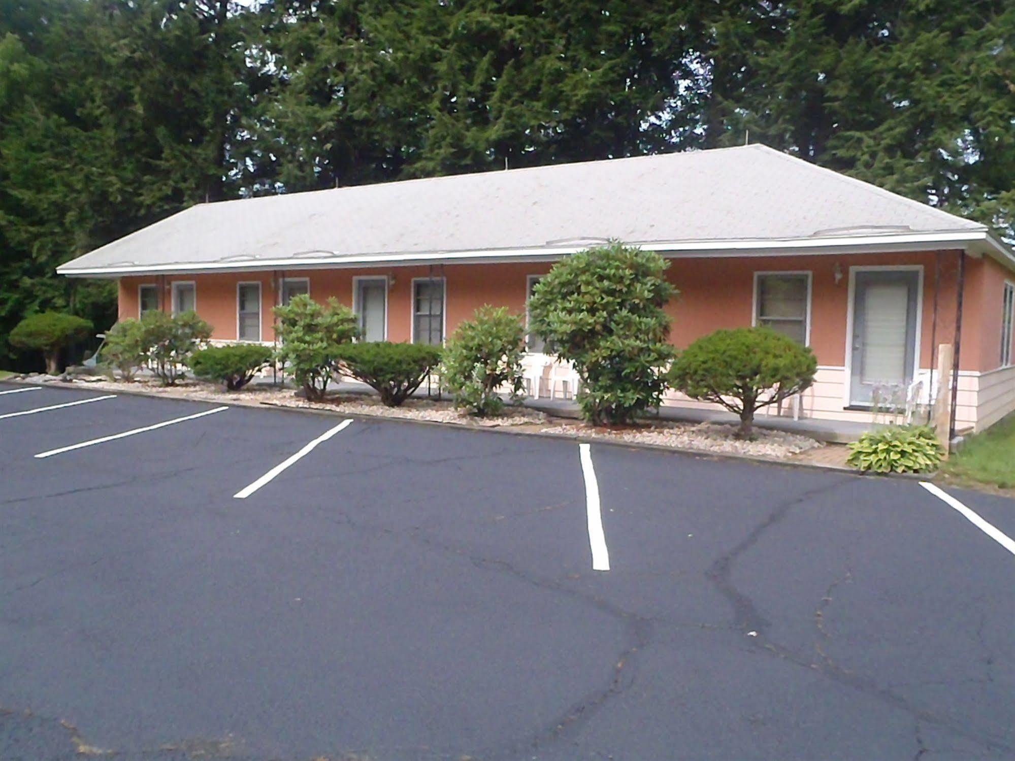 Heart Of The Berkshires Motel Pittsfield Dış mekan fotoğraf